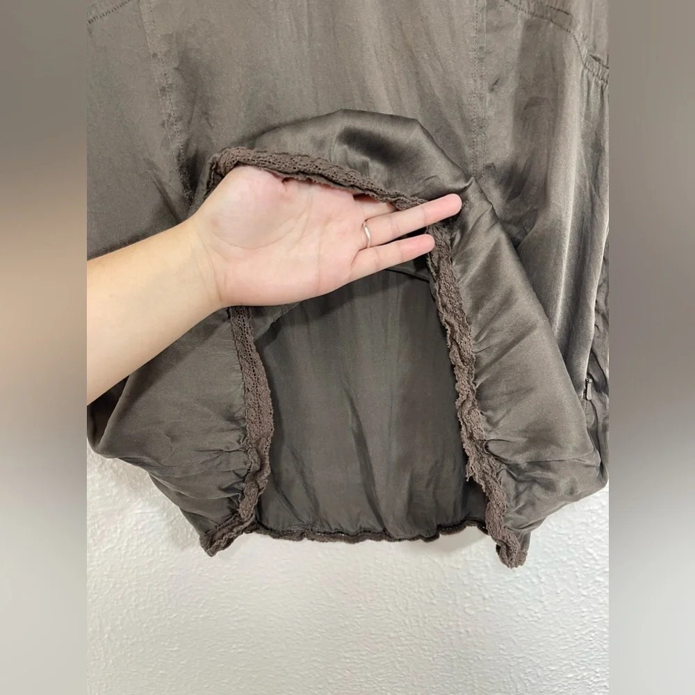 J. Jill 100% Silk Soft Brown Lace Detail V-Neck Sleeveless Cami Tank Top Size 14 - Picture 5 of 12